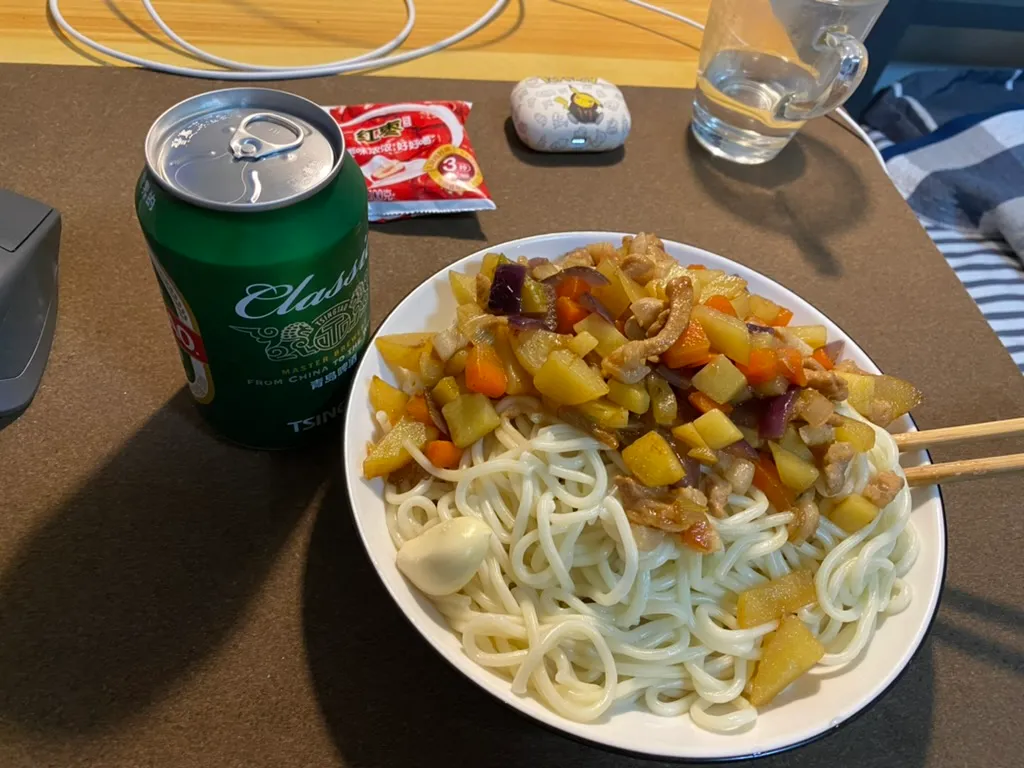 打卤面，吃面不吃蒜，香味少一半